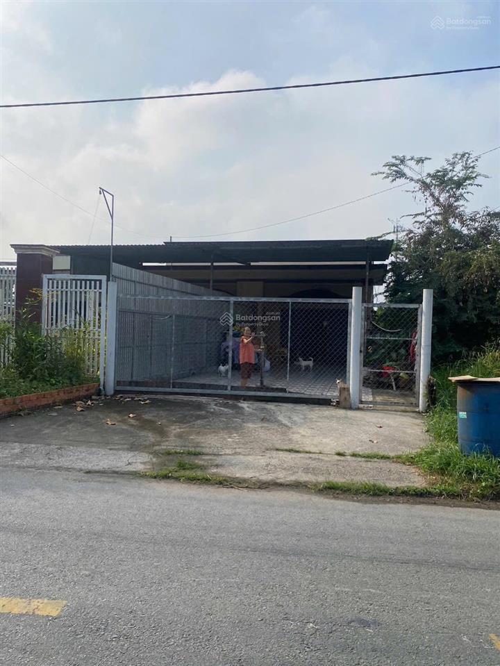 Bán đất tặng nhà cấp 4 mặt tiền đường nhuận đức diện tích 827m có 256m thổ cư