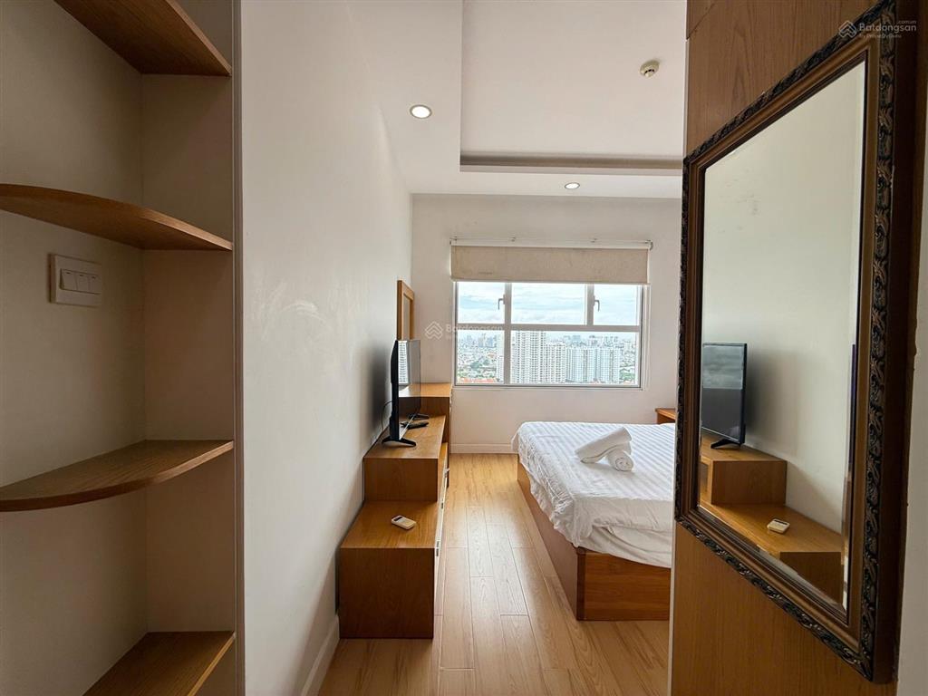 Sunrise city 76m 2pn đầy đủ nội thất vào được liền, giá chỉ 18tr/tháng