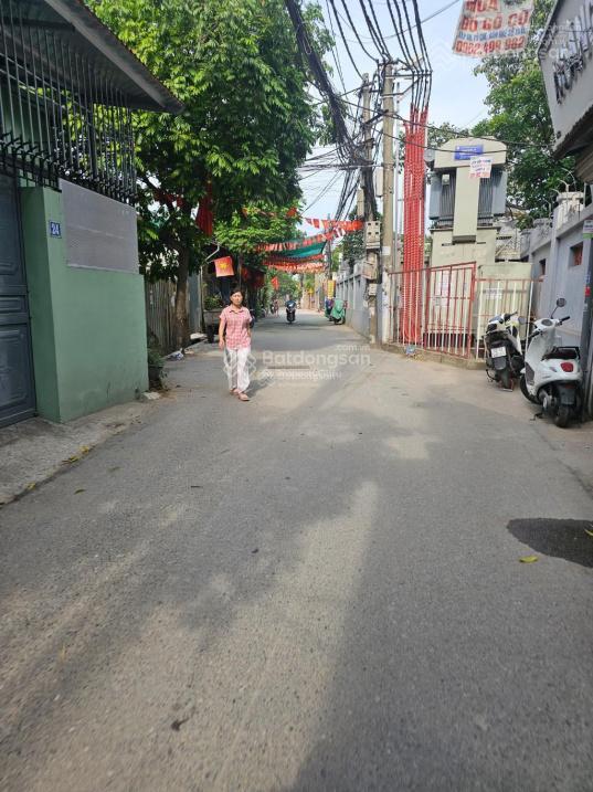 Chính chủ cho thuê 150m2 đất gần times city