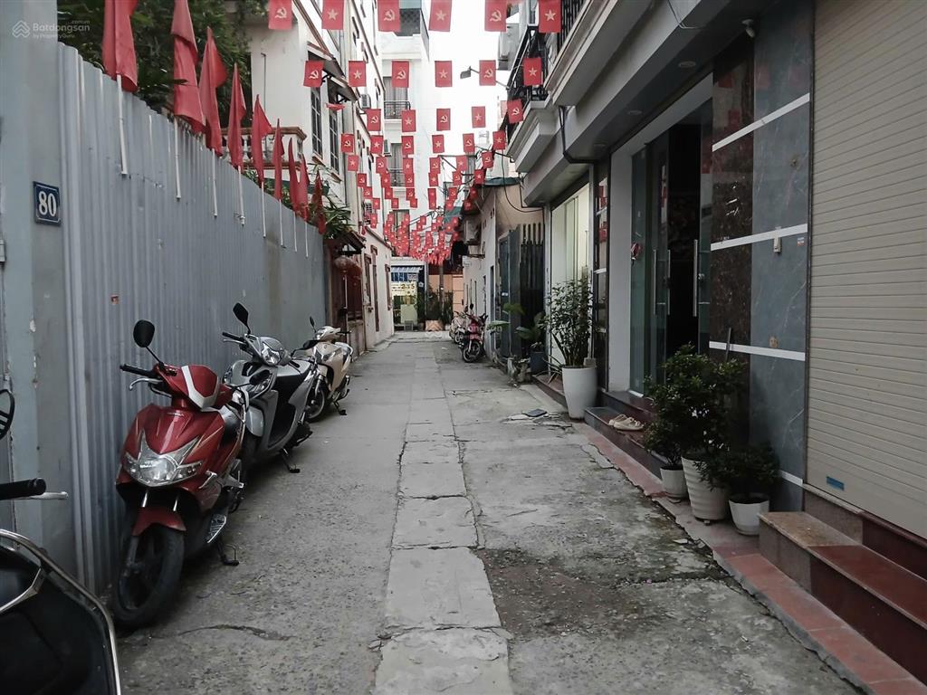 Chính chủ cho thuê 150m2 đất gần times city