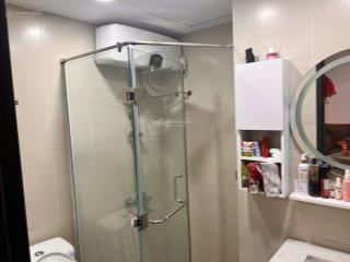 Cần bán sky950m22,85ty2pn+1wc sổ sẵntặng full nội thất đẹp