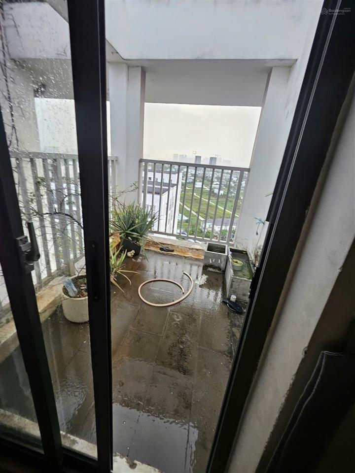 A họ e cần cho thuê penhouse sky9 3pn+2wc ntcb siêu rẻ 12tr ban công view đẹp mát cả ngày