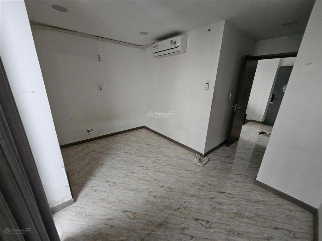A họ e cần cho thuê penhouse sky9 3pn+2wc ntcb siêu rẻ 12tr ban công view đẹp mát cả ngày