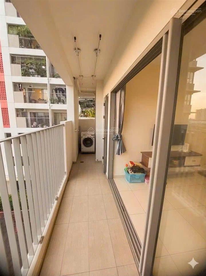 4 tỷ cần bán nhanh hausneo 2pn+2wc 69m2, có sổ ban công đẹp mát mẻ