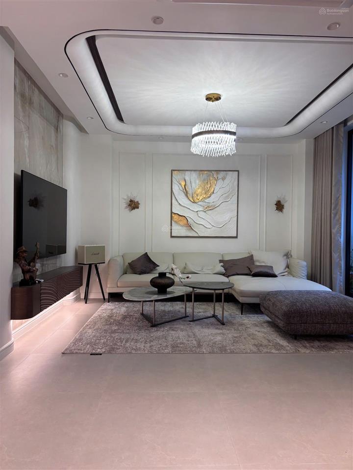 [80tr] cho thuê biệt thự villa park, q9 4pn+4wc full nội thất cao cấp bao đẹp xịn xò siêu rộng