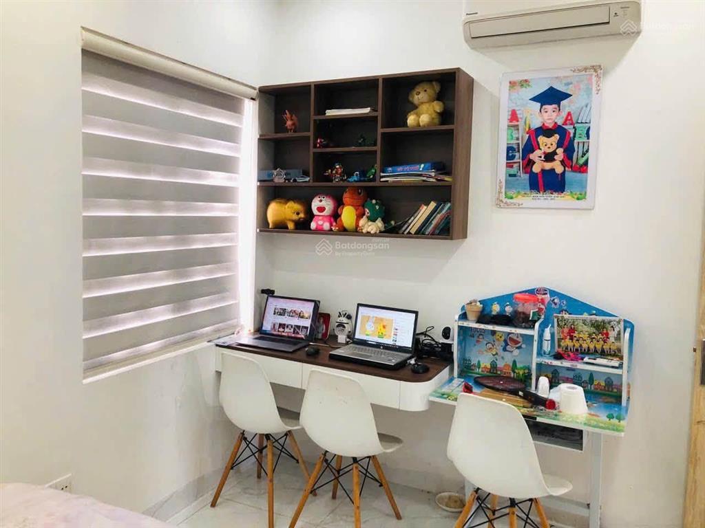 [15tr]cho thuê nhà mới xây 3pn 2wc full nội thất đẹp, ban công mát mẻ, siêu rẻ