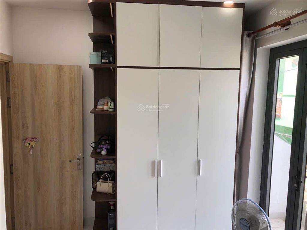[15tr]cho thuê nhà mới xây 3pn 2wc full nội thất đẹp, ban công mát mẻ, siêu rẻ