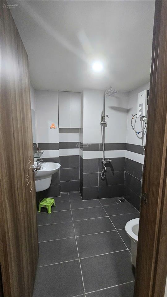 Cho thuê mặt bằng tầng trệt nhà phố kdc khang an, q9 60m2 nhà mới đẹp có máy lạnh nhà vệ sinh
