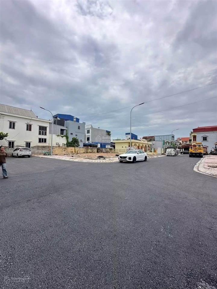 Lô góc đẹp đấu giá 63 trần tất văn, kiến an