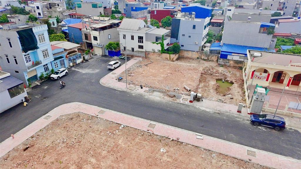 Lô góc đẹp đấu giá 63 trần tất văn, kiến an