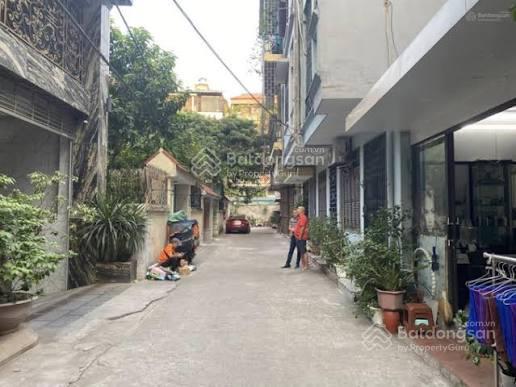 Bán nhà phân lô ngõ ô tô. hai mặt trước sau ngõ vĩnh phúc ba đình dt 57m2. 265tr/m2. có tl.
