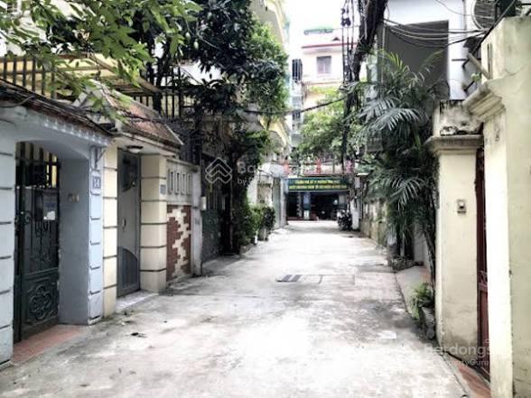 Bán nhà phân lô ngõ ô tô. hai mặt trước sau ngõ vĩnh phúc ba đình dt 57m2. 265tr/m2. có tl.