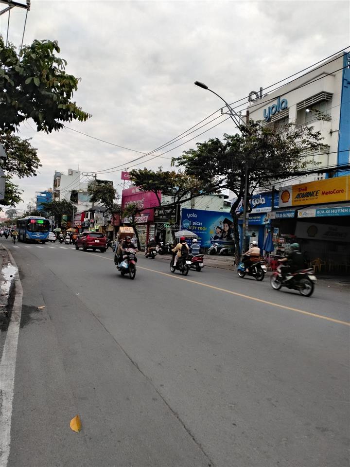 Bán nhà hxh sát mặt tiền đặng văn bi, thủ đức , 92 m2, 3pn, 2wc, shr, 6,5 tỷ thương lượng nhanh.