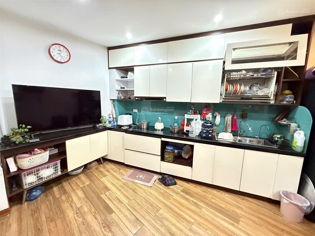Giảm hơn 3 tỷ cần tiền bán nhanh  nhà tại phố nguyễn chánh  ngay trần duy hưng  trung kính