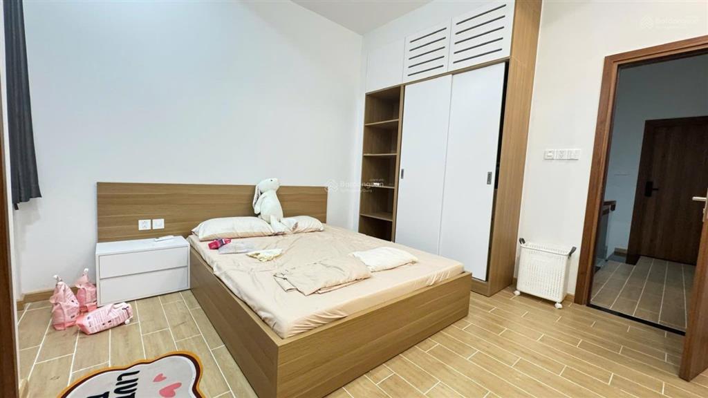 Chị gái gửi bán nhà 4 tầng hoàn công vĩnh thái tp nha trang