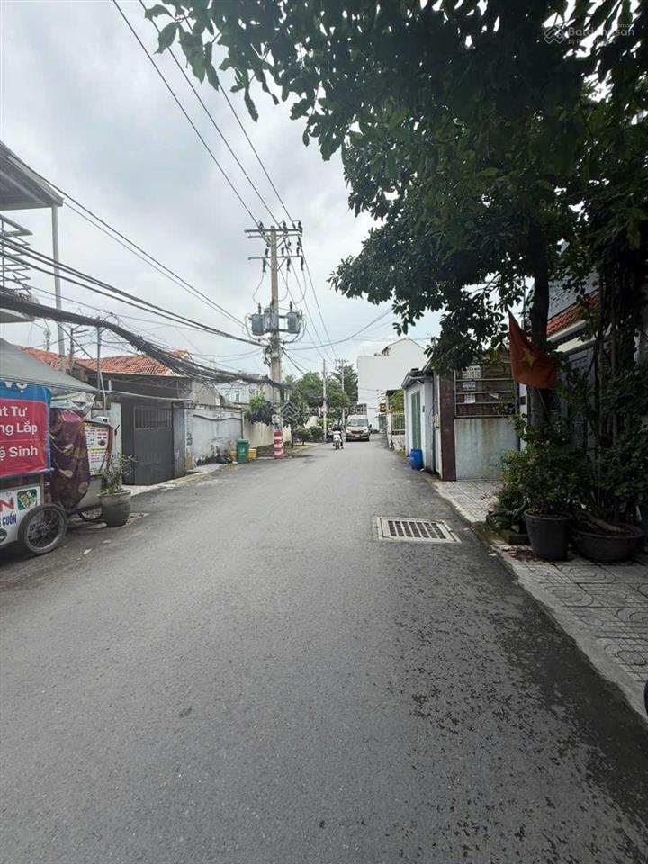 11 tỷ bán đất mt kinh doanh hiệp bình phước. thủ đức đối diện vạn phúc 120 m2 ngang. 6.51m