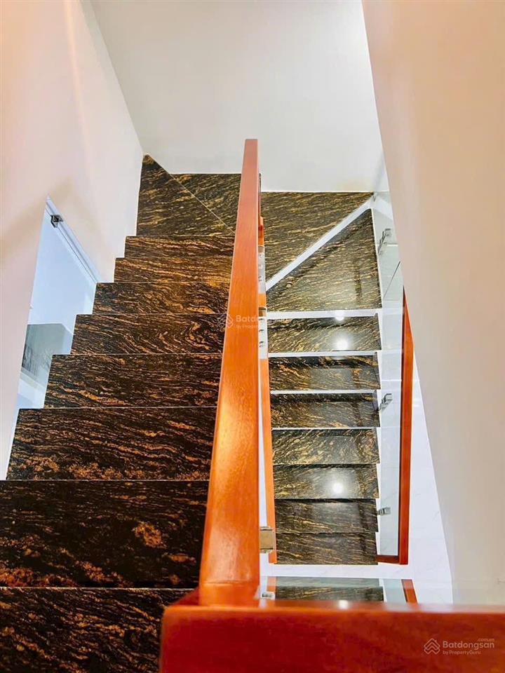 5,8 tỷ nguyễn cửu vân phường 17 bình thạnh, gần vinhomes điện biên phủ,quận 1 36m2 x 2 tầng