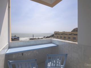 Cho thuê căn hộ cách biển vũng tàu chỉ 50 m. đi bộ ra biển giá 1 triệu .toà 145 phan chu trinh