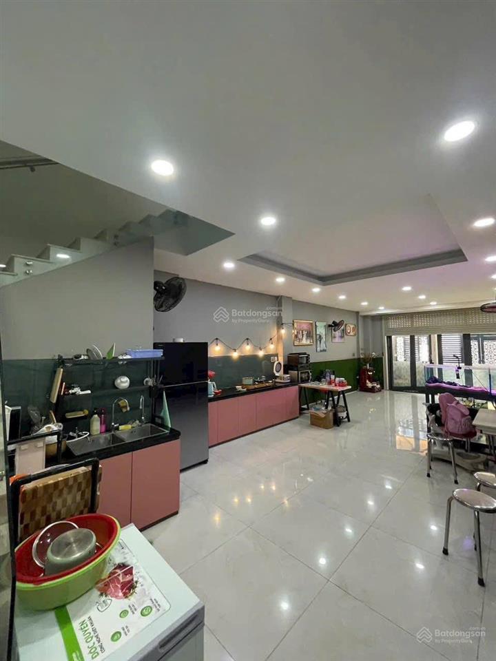 17,9 tỷ hàng hiếm duy nhất 1 căn nhà phố vạn phúc city  dt 85m2 (5x 17m) 5 tầng