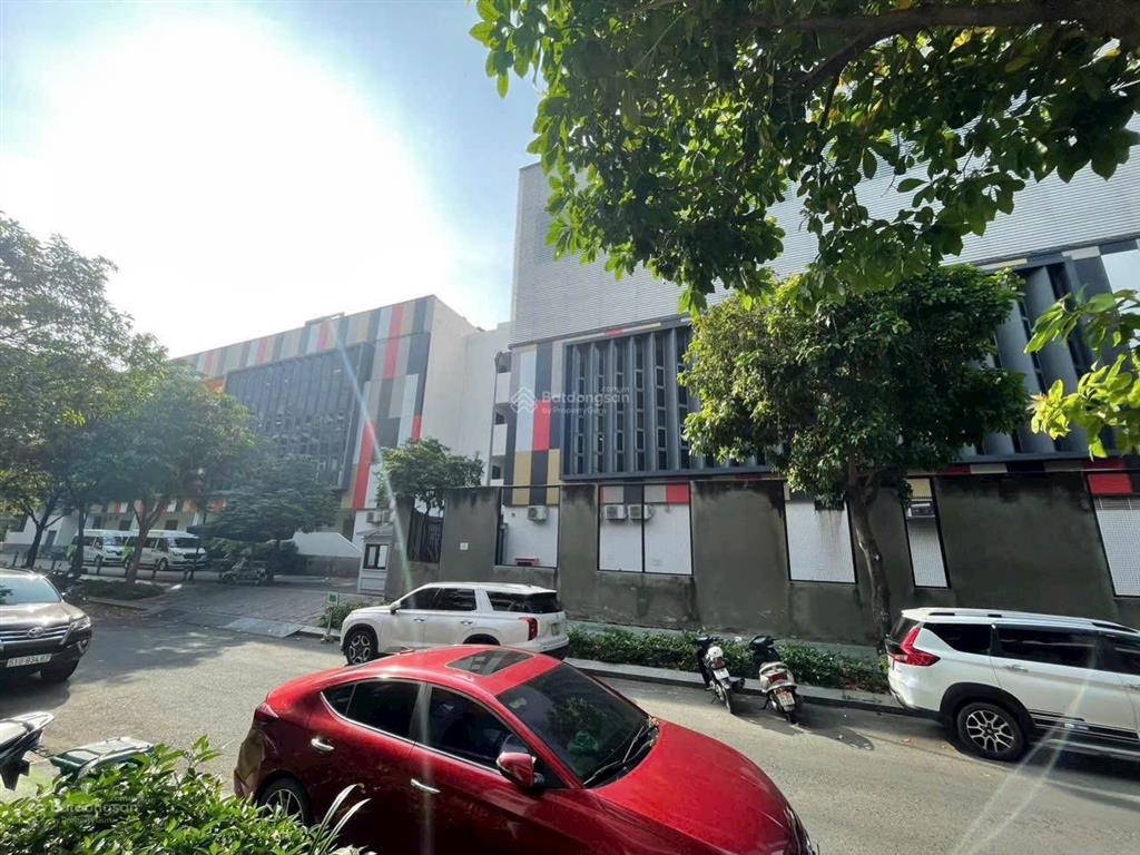 17,9 tỷ hàng hiếm duy nhất 1 căn nhà phố vạn phúc city  dt 85m2 (5x 17m) 5 tầng