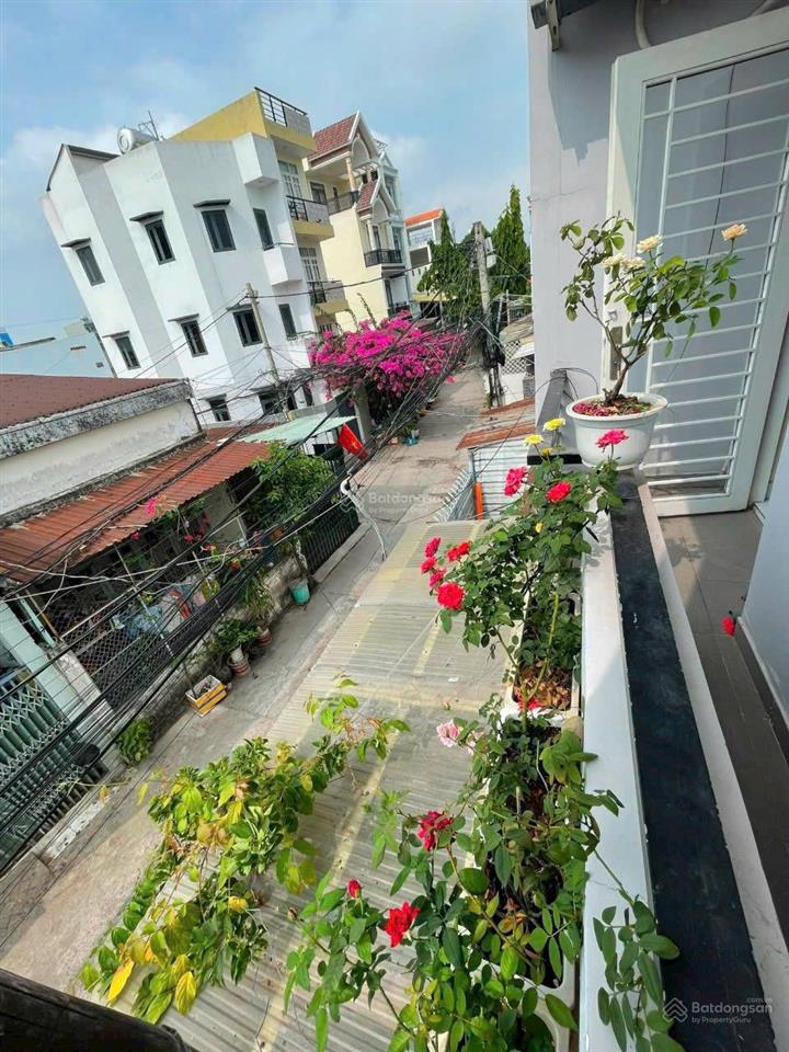 6,7 tỷ nhà 3 tầng hẻm xe hơi hiệp bình chánh, thủ đức, đối diện gigamall 64m2, (4m x 16m)