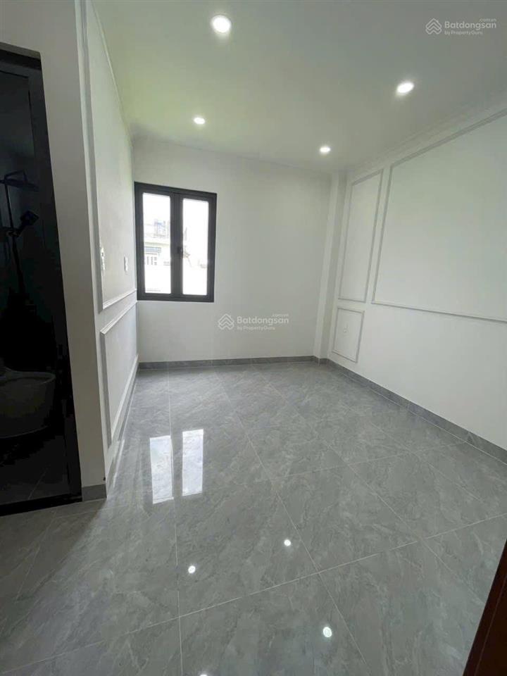 8,5tỷ tl nhà mới 100 % 5 tầng phường hiệp bình chánh thủ đức có khoảng chừa thang máy gần gigamall