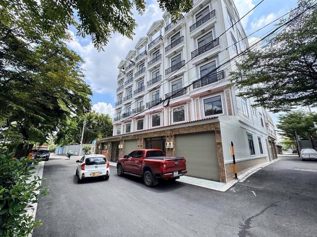 7,8 tỷ nhà 4 tầng đường 9m thông view sông kề vạn phúc hiệp bình phước thủ đức sát quốc lộ 13