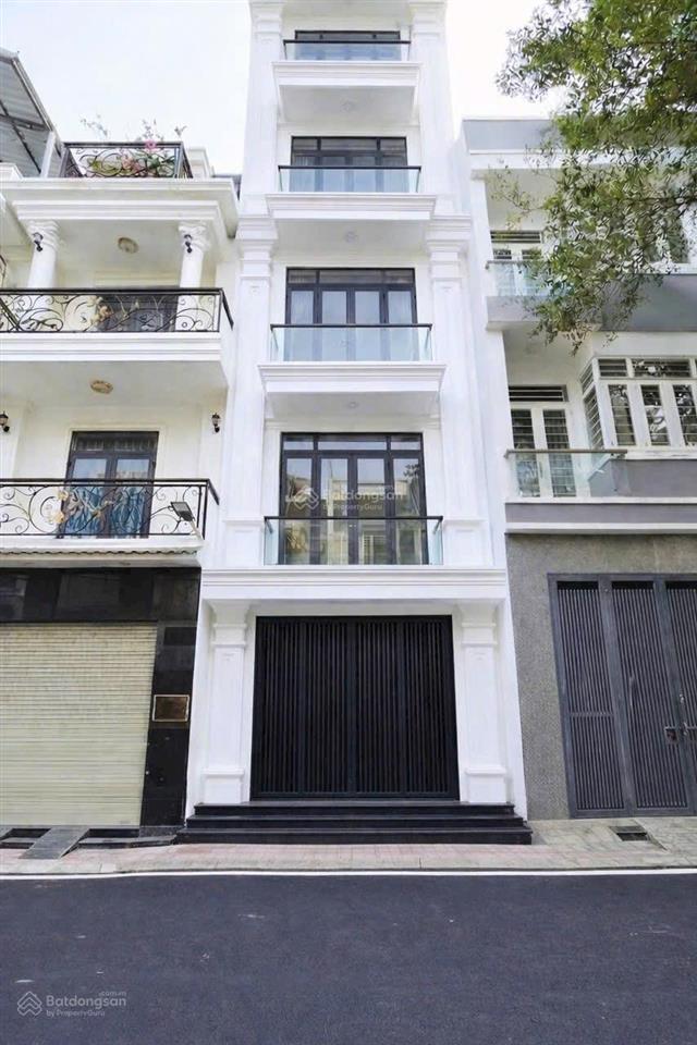 8,7 tỷ nhà mới 5 tầng sát vạn phúc city hiệp bình phước ô tô vào nhà 4 x 13 (52m²)