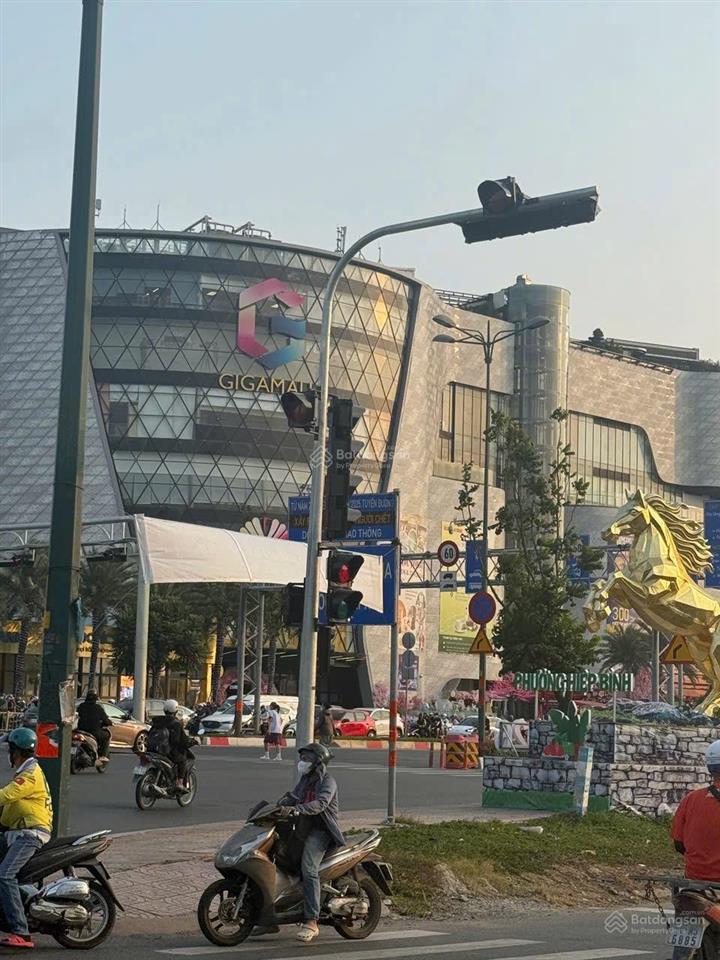 11 tỷ bán lô đất ngay giga mall phạm văn đông mặt tiền kinh đường 20 hiệp bình chánh 4.4 x 18