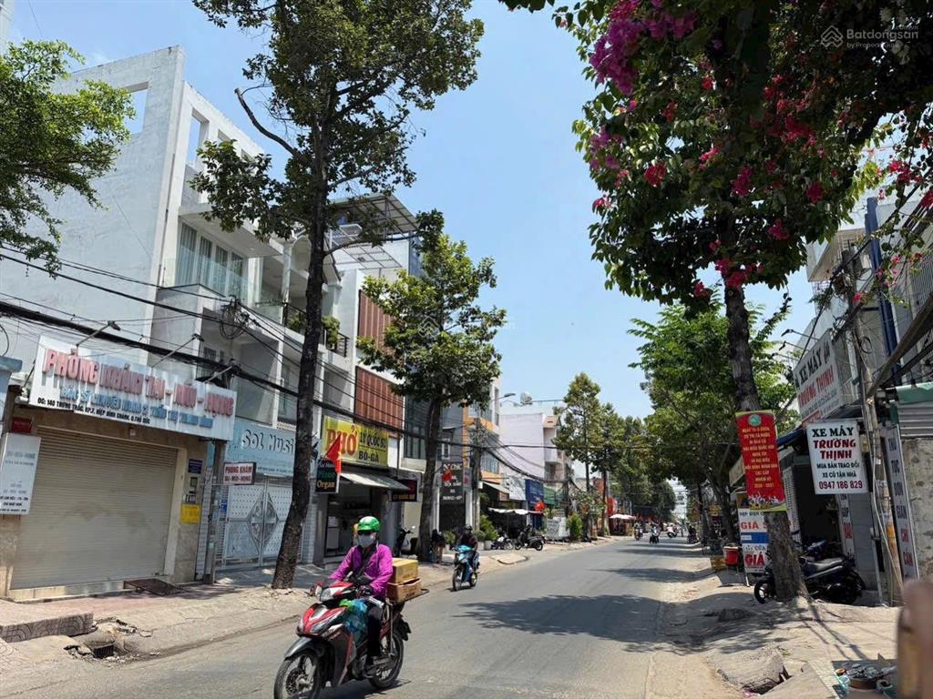 14,5 tỷ nhà 3 tầng mặt tiền kinh doanh sầm uất đường b hiệp bình chánh. thủ đức 5x20m