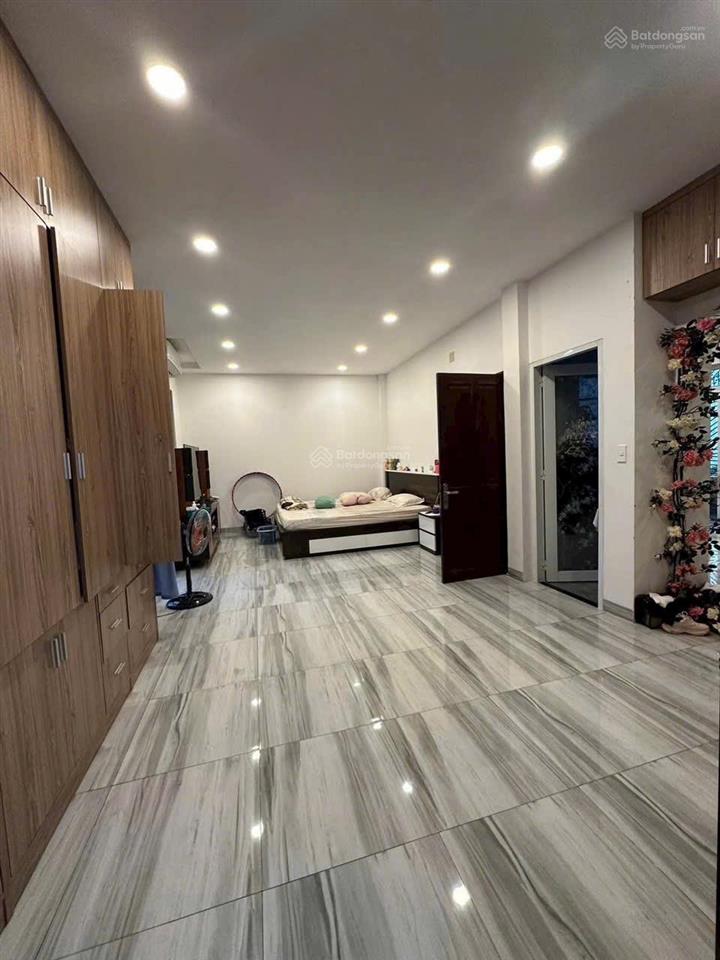 19 t giiảm 3.5 để đi định cư góc 2mt khu vip bên sông đừờng 20m gigamall 19x8 150m²  5 tầng