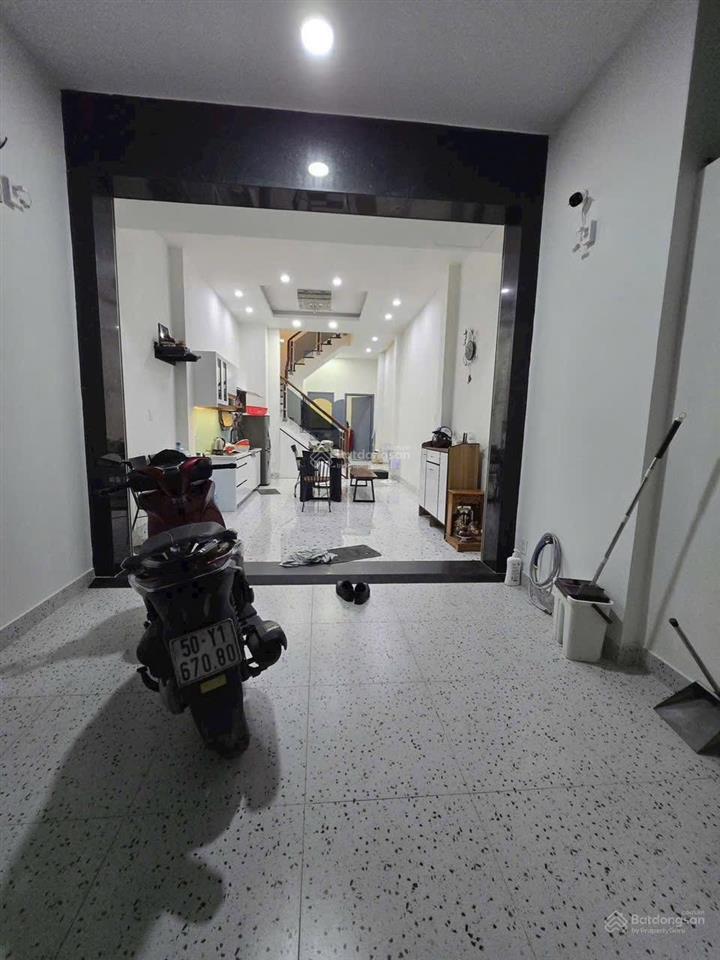 7,25 tỷ nhà linh đông thủ đức  gần phạm văn đồng 64m2(4x16) 1 trệt 3 lầu 1 tum. xe hơi vào nhà