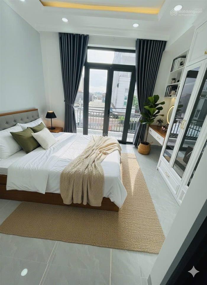 8,3 tỷ bán nhà 4 lầu mặt tiền đối diện vạn phúc hiệp bình phước buôn bán giá 8.3 tỷ, 60,9 m²