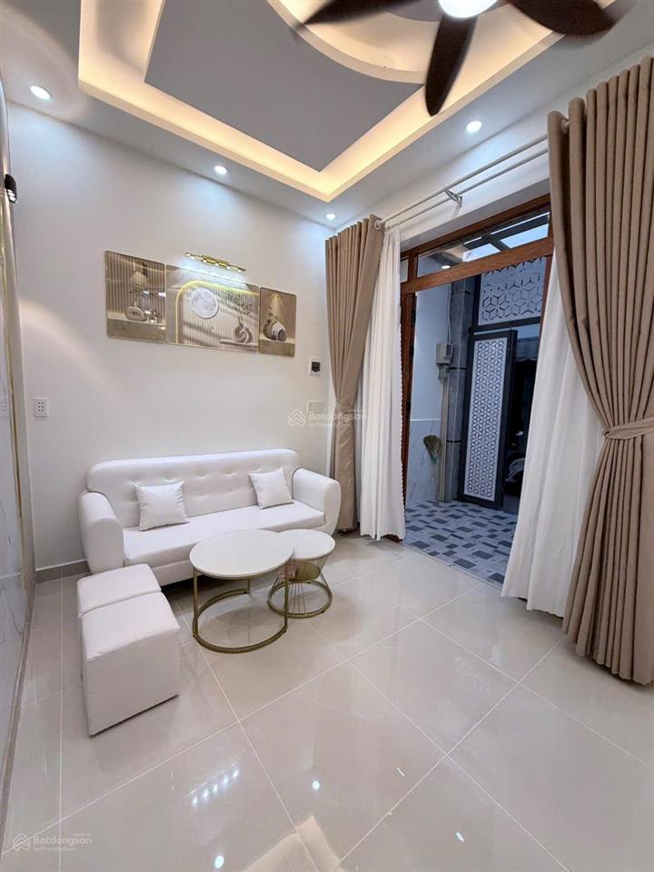 2 tỷ 180 triệu cg  bán nhà mới hẻm .. đường 46 f. hiệp bình .đối diện gigamall ngang 5 dài 10