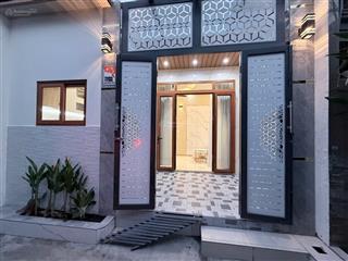 2 tỷ 180 triệu cg  bán nhà mới hẻm .. đường 46 f. hiệp bình .đối diện gigamall ngang 5 dài 10