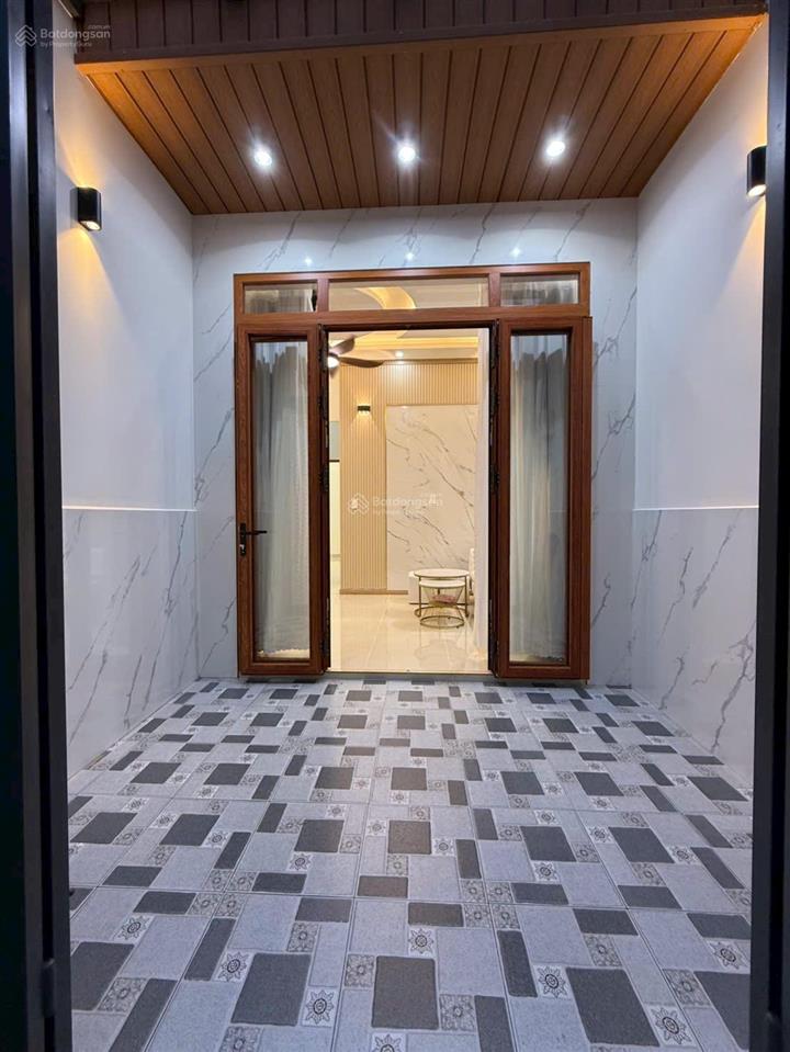 2 tỷ 180 triệu cg  bán nhà mới hẻm .. đường 46 f. hiệp bình .đối diện gigamall ngang 5 dài 10