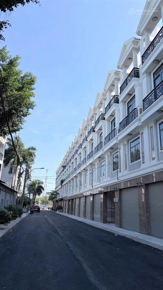 7,5 tỷ tl hướng đông nam giảm ngay 600 triệu phố mới 100% vạn phúc 51 m² ô tô đường 10m