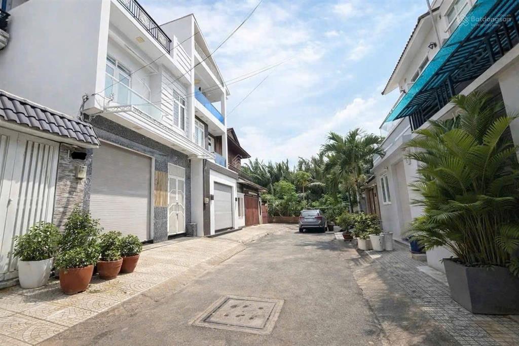 8,5 tỷ giảm 7,95 tỷ bán nhà đường 37. hiệp bình chánh * dt 6 x 11 (66m²) đường 8m