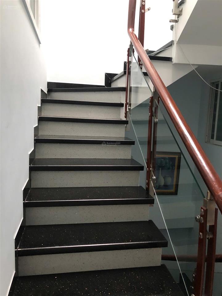 9,5 tỷ bán nhà đường 21 phường hiệp bình chánh thủ đức phạm văn đồng gigamal 52m², 4 tầng,417