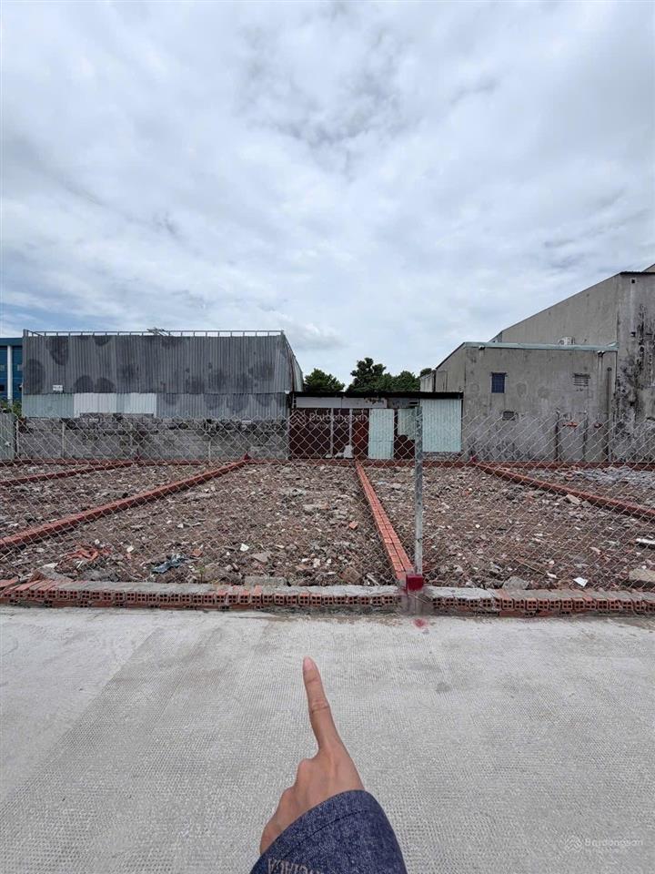 5,5 tỷ vạn phúc. đường số 3 hiệp bình phước 4,48 11,18m 50m2 đông bắc không lùi sau | 5,5 tỷ