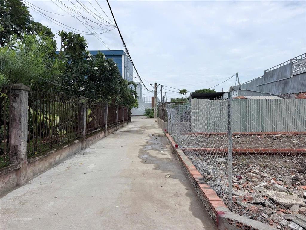 5,5 tỷ vạn phúc. đường số 3 hiệp bình phước 4,48 11,18m 50m2 đông bắc không lùi sau | 5,5 tỷ