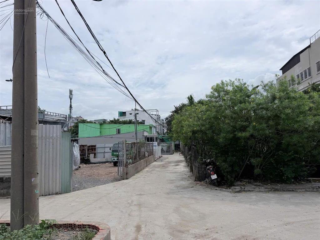 5,5 tỷ vạn phúc. đường số 3 hiệp bình phước 4,48 11,18m 50m2 đông bắc không lùi sau | 5,5 tỷ