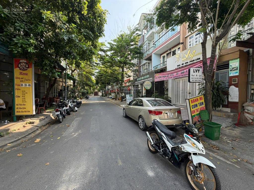 13 tỷ giảm 1 tỷ nhà 4 tầng mặt tiền kinh doanh đường số 3 khu thanh niên hiệp bình 5x21.5 (106m2)