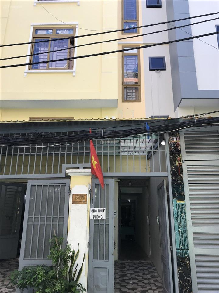 Phòng lầu 4 thang bo giá rẻ không nội thất, bình thạnh, tp. hcm