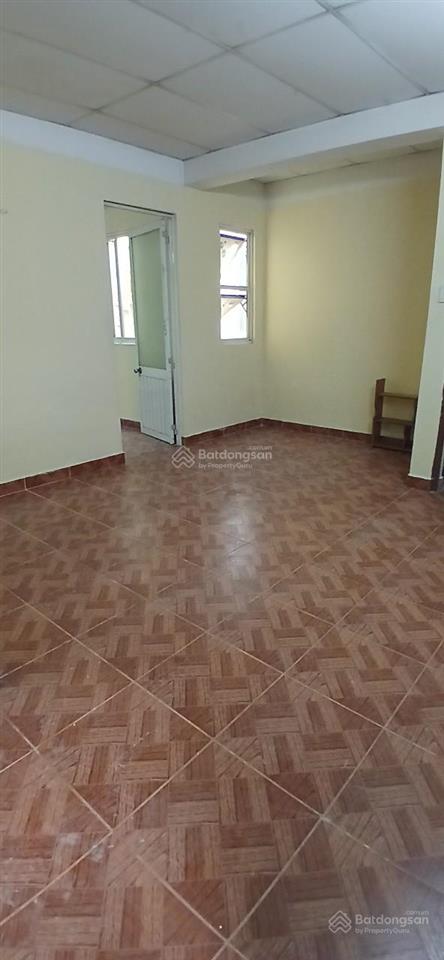 Phòng lầu 4 thang bo giá rẻ không nội thất, bình thạnh, tp. hcm