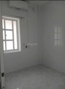 Phòng lầu 4 thang bo giá rẻ không nội thất, bình thạnh, tp. hcm