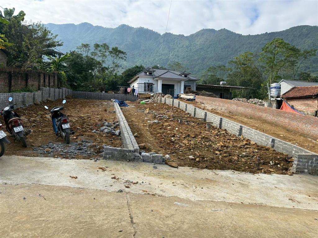 Siêu phẩm 360m full thổ cư, mặt tiền 12m có thể tách làm 2 mảnh, yên bình cũ hoà lạc, giá đầu tư