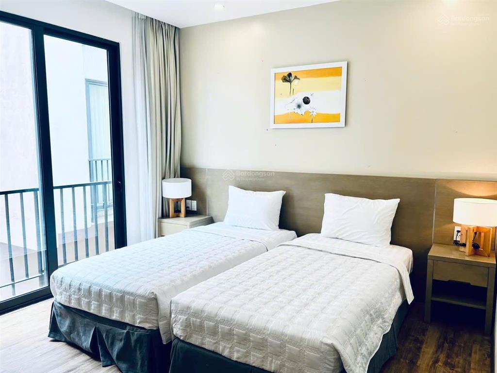 Bán căn liền kề luttuts mặt hồ cách bãi tắm 200m