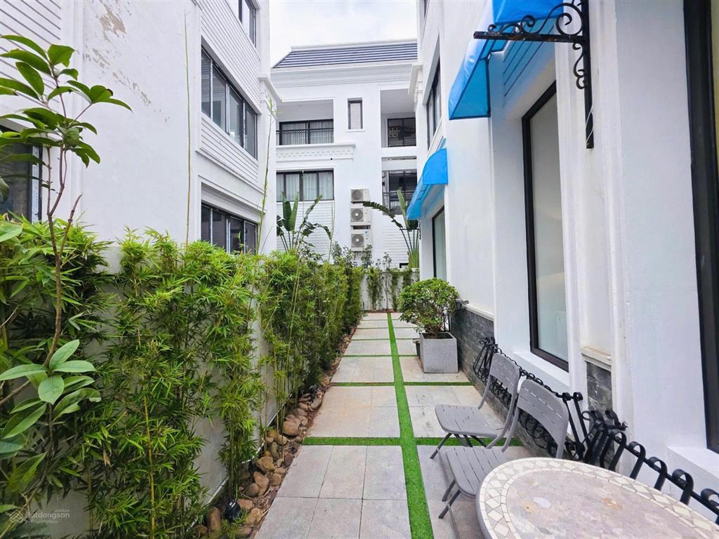 Cần tiền bán biệt thự song lập pearl villas hạ long