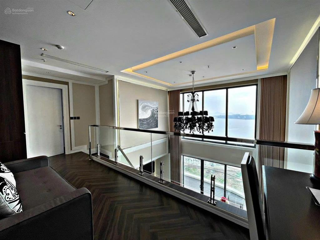 Bán căn duplex 2 tầng mặt biển hạ long